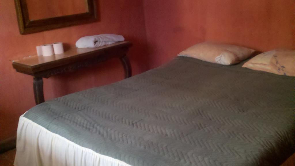Hotel Casa De Huespedes Hidalgo Tehuacán Oda fotoğraf